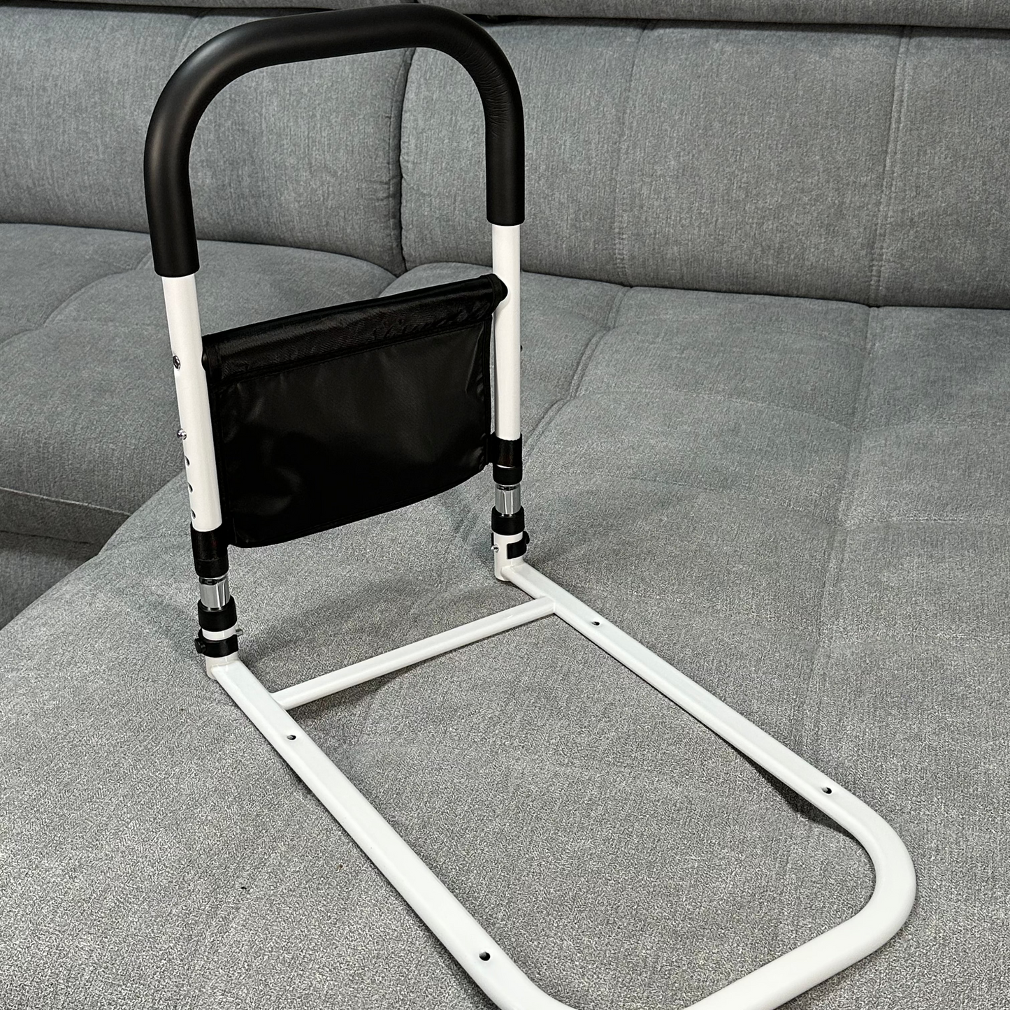 Modern Minimalist Metal Bed Rails for Pregnant Women Senior & Hospitals Thickened Punch-Free Portable Widened Bed Guardrail